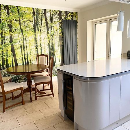 Spacious Five-Bedroom House Close To York Centre - Orchid House Buitenkant foto